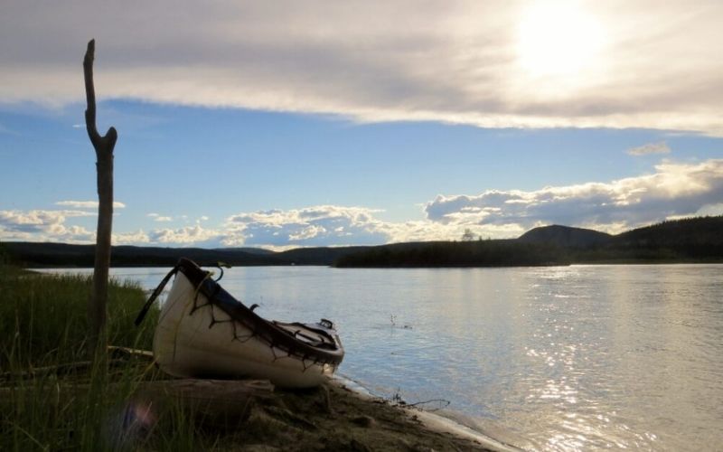 我们的加拿大西部自驾游:在育空河划桨